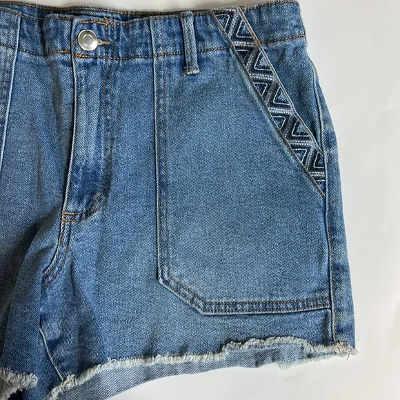 Knox Rose denim shorts - Picture 3 of 8